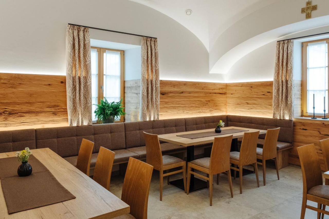 Hotel Sixt Rohr in Niederbayern Exterior photo