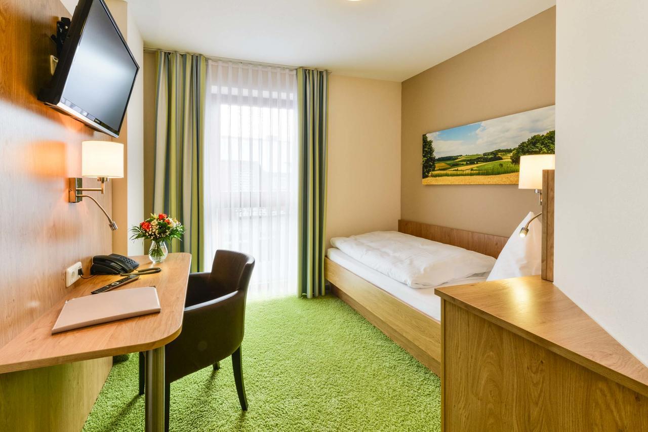 Hotel Sixt Rohr in Niederbayern Exterior photo