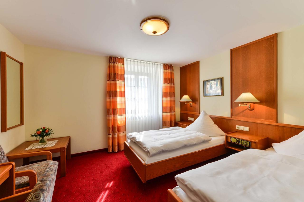 Hotel Sixt Rohr in Niederbayern Exterior photo